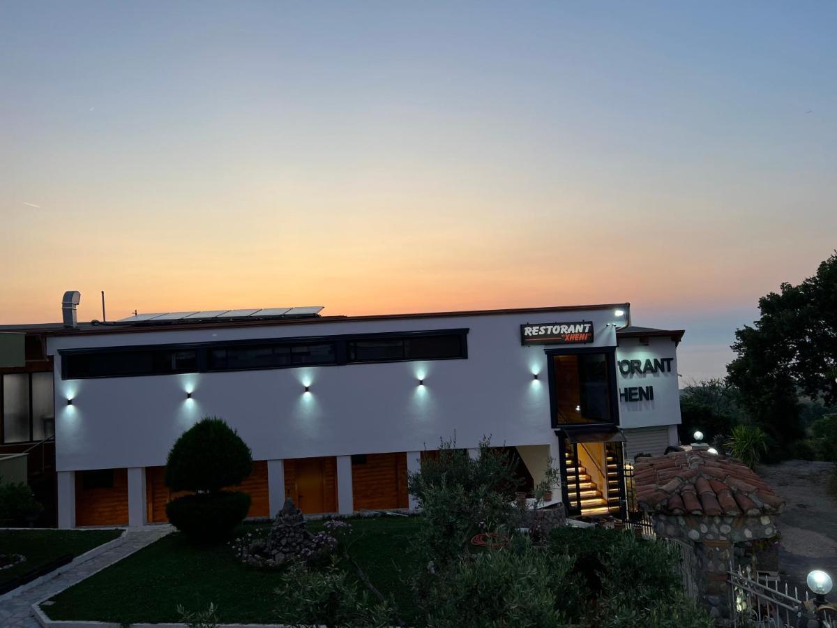 Restorant Hotel Xheni Shetaj Ngoại thất bức ảnh